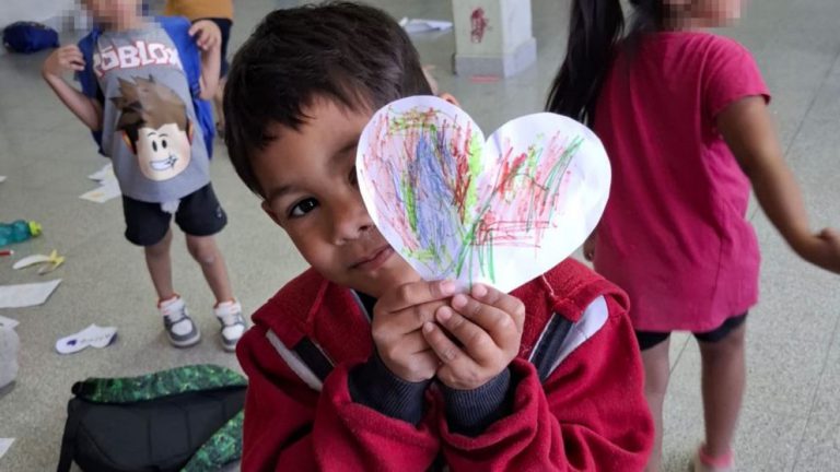 Ángel López, en el jardín