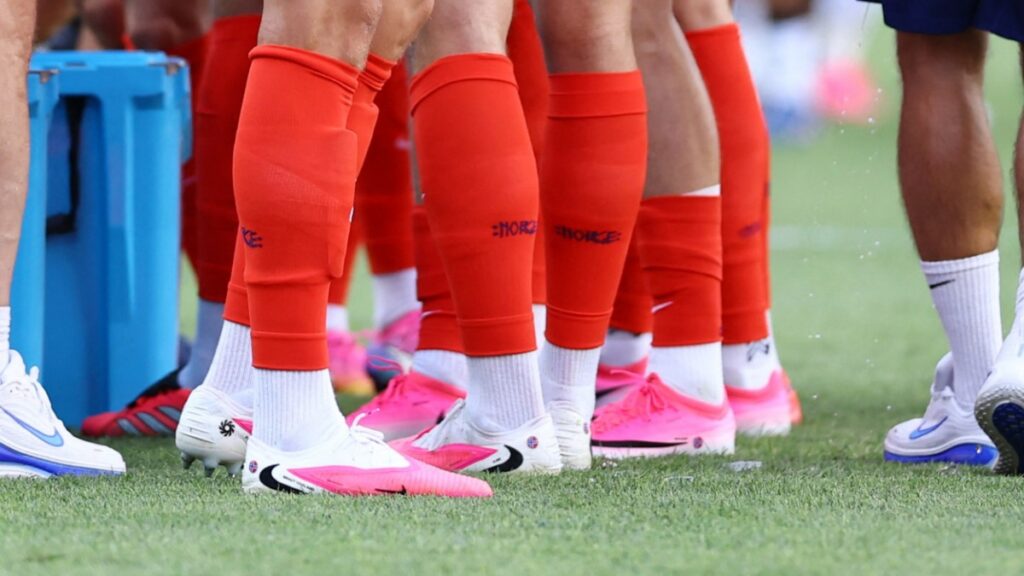Botines fucsias en la cancha
