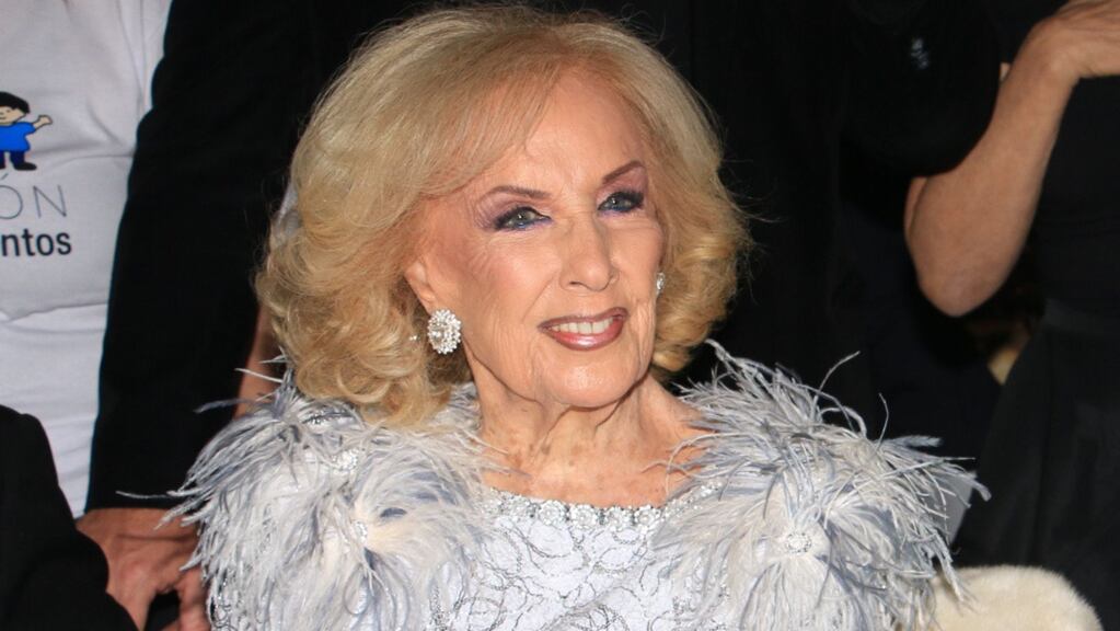 La salud de Mirtha Legrand: internada por bronquitis